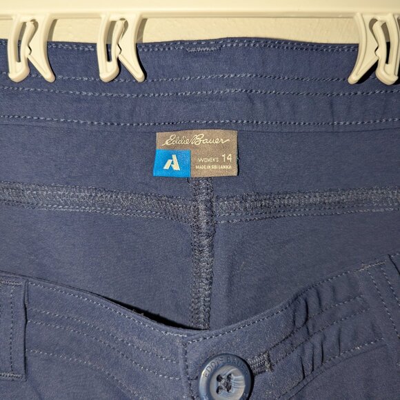 Eddie Bauer Guide Pro Womens Size 14 Blue Shorts - Picture 3 of 5